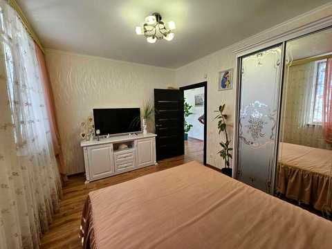 будинок за адресою Центральна вул.