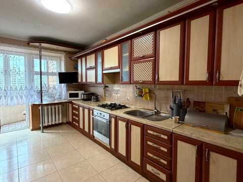 квартира за адресою Академіка Лазаренка вул., 48