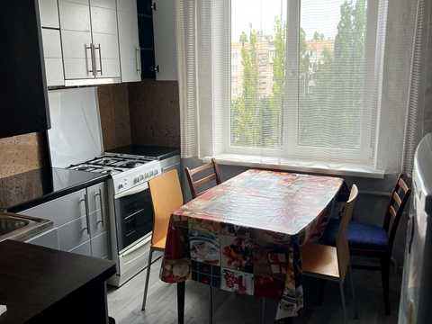 квартира по адресу Академика Глушко просп. (Академіка Глушка), 21/1