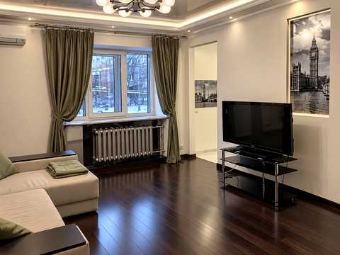 квартира по адресу Леси Украинки бульв., 3