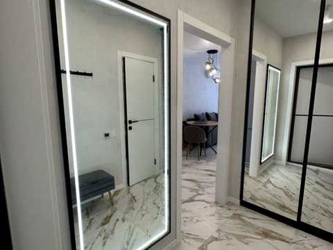 квартира за адресою Космічна вул., 5