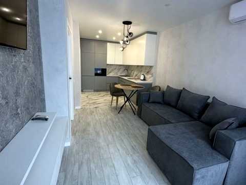 квартира за адресою Космічна вул., 5