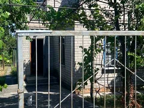 будинок за адресою с. Богатирівка, центральна