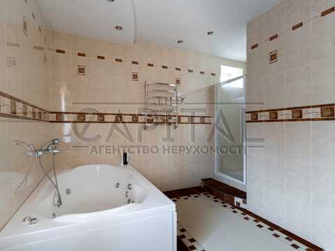 будинок за адресою Грушевського вул., 18