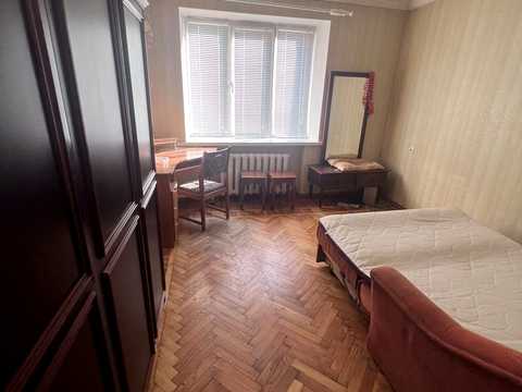 квартира за адресою с. Петропавлівська Борщагівка, Шкільна вул., 11