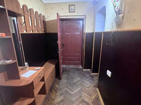 квартира за адресою с. Петропавлівська Борщагівка, Шкільна вул., 11