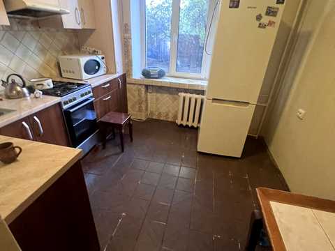 квартира за адресою с. Петропавлівська Борщагівка, Шкільна вул., 11