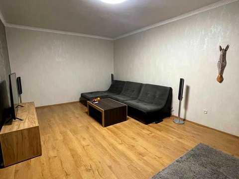 квартира за адресою Ярослава Мудрого вул. (Петровського), 38