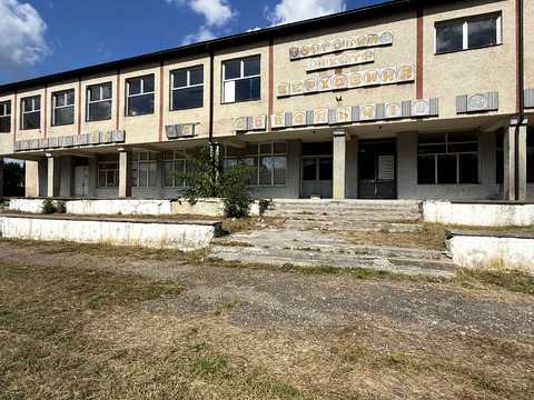 комерційна за адресою Верховинська, 426а
