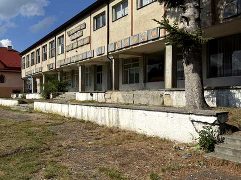 комерційна за адресою Верховинська, 426а