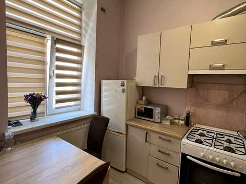 квартира за адресою Героїв УПА вул., 4