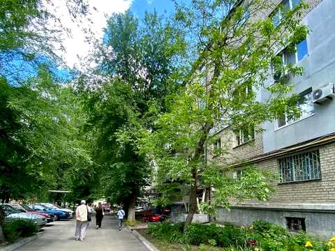 квартира за адресою Василя Сухомлинського вул. (Совхозна), 40