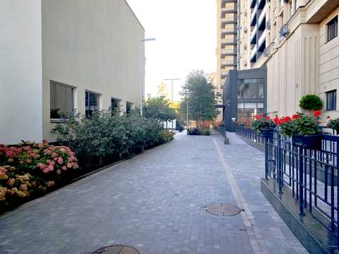 квартира за адресою Космонавтів просп., 49