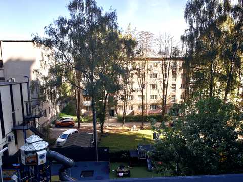 квартира за адресою Космонавтів просп., 49