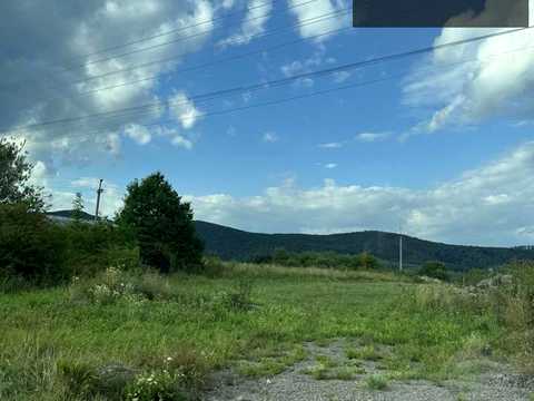 ділянка за адресою с. Гута, Центральная