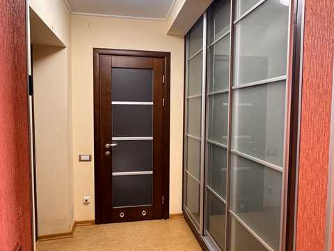 квартира за адресою Літературна вул., 12