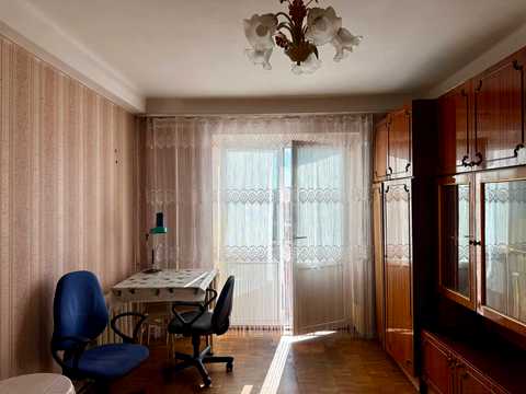 квартира за адресою Юрія Кондратюка вул., 4