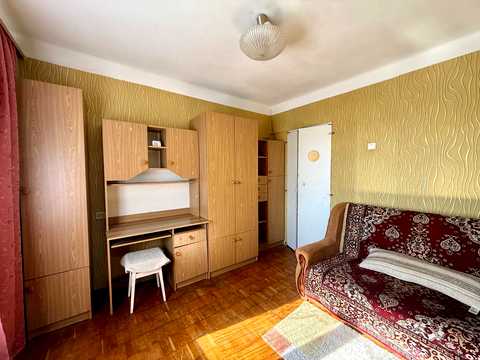 квартира за адресою Юрія Кондратюка вул., 4