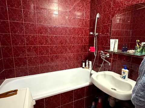 квартира за адресою Милославська вул., 35