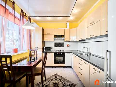 квартира по адресу Амосова пер., 32/2