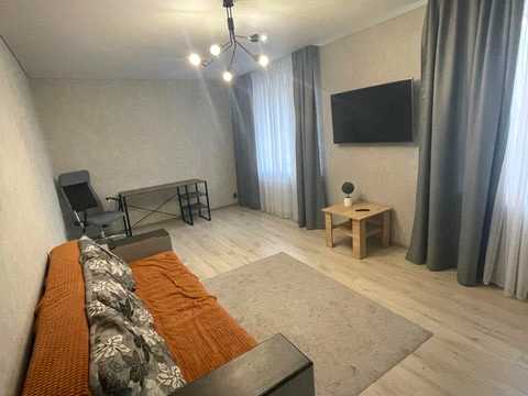 квартира за адресою Сім'ї Стешенків вул. (Тимофія Строкача), 3