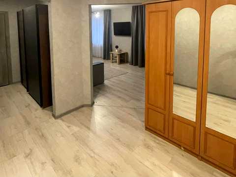 квартира за адресою Сім'ї Стешенків вул. (Тимофія Строкача), 3