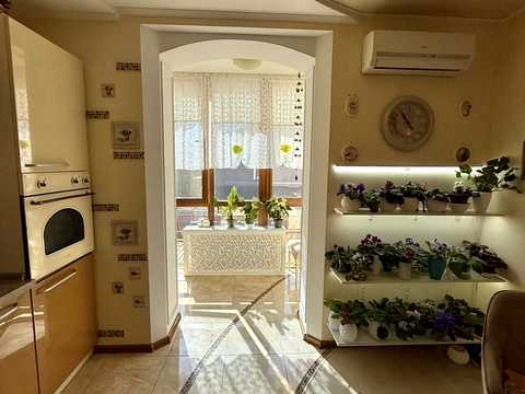 квартира за адресою Таїрова вул., 6