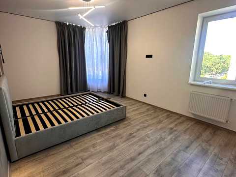 квартира по адресу Межова ул., 7