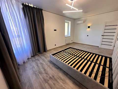 квартира по адресу Межова ул., 7