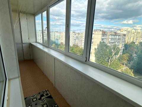 квартира за адресою Дмитра Луценка вул. (Крейсера "Аврора"), 5