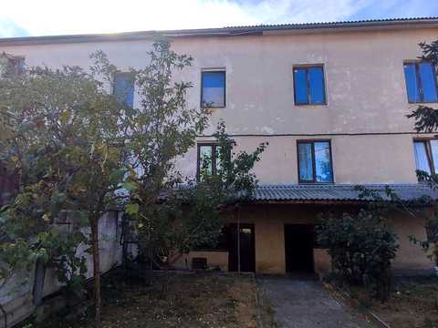коммерческая по адресу Промислова ул., 5