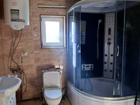 дом по адресу с. Пархомовка, Свято-покровська