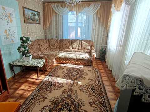 будинок за адресою Весела