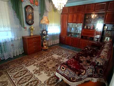 будинок за адресою Весела