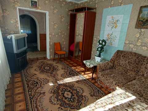 будинок за адресою Весела