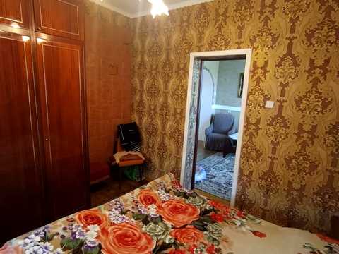 будинок за адресою Весела