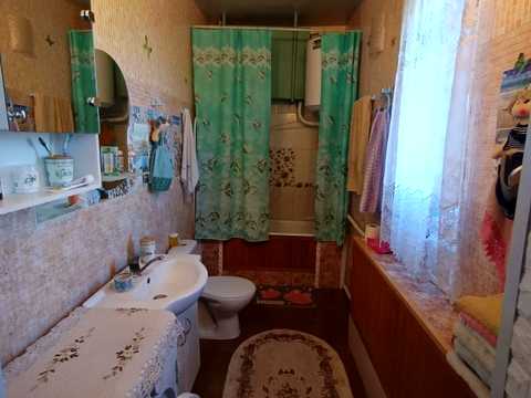 будинок за адресою Весела