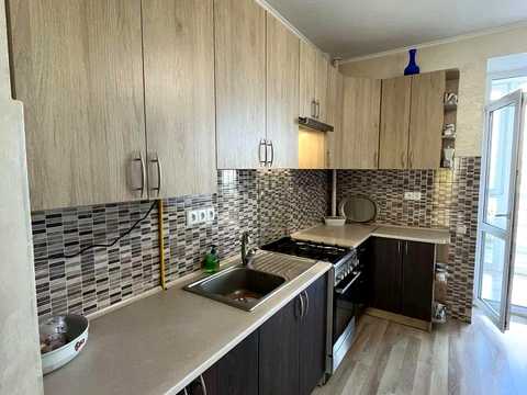 квартира за адресою Роксоляни вул., 11