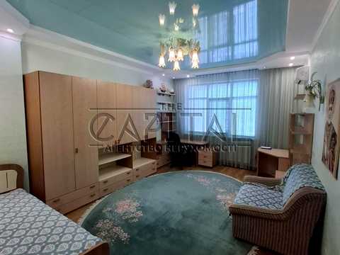 квартира за адресою Євгена Коновальця вул. (Щорса), 44-А
