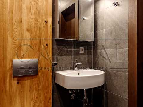 квартира за адресою Джона Маккейна вул. (Івана Кудрі), 1-Б