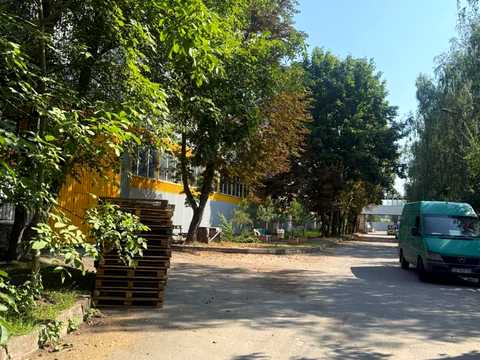 комерційна за адресою Вінниця, Белінського вул., 1