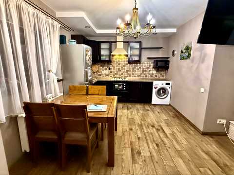 будинок за адресою Київська вул.