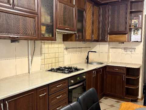квартира за адресою Богдана-Ігора Антонича вул., 4