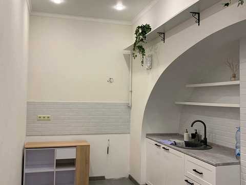 комерційна за адресою Одеса, Ніни Строкатої вул. (Буніна), 37