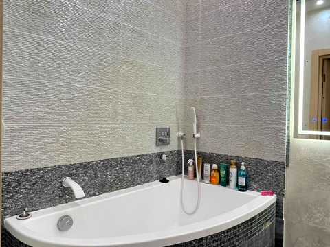 квартира за адресою Регенераторна вул., 4 к11