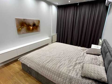 квартира за адресою Регенераторна вул., 4 к11