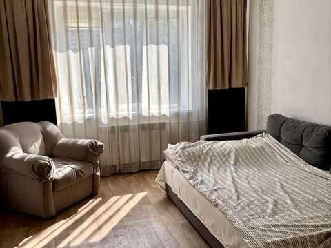 квартира по адресу Урловская ул., 1/8