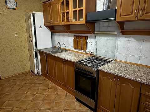 квартира за адресою Старочуднівська вул., 12/77