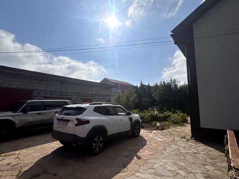будинок за адресою смт. Пісочин, Квітневий