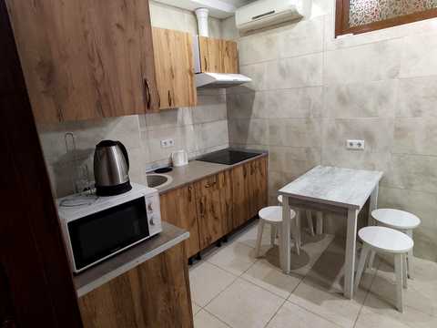 квартира за адресою Срібнокільська вул., 1